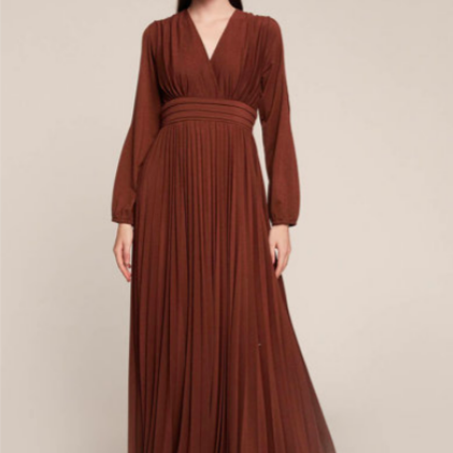 Motivi Rochie maxi cu pliuri și mâneci lungi