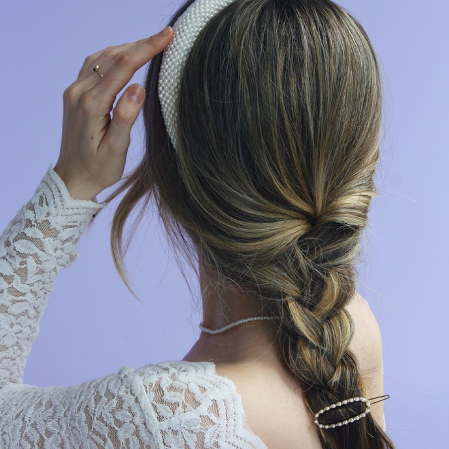 Bentitele de par perlate