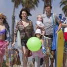 (P) Sub acelasi acoperis / Togetherness - O productie originala HBO, din 12 ianuarie