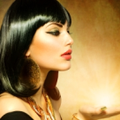 Remediu egiptean pentru un par negru, stralucitor 