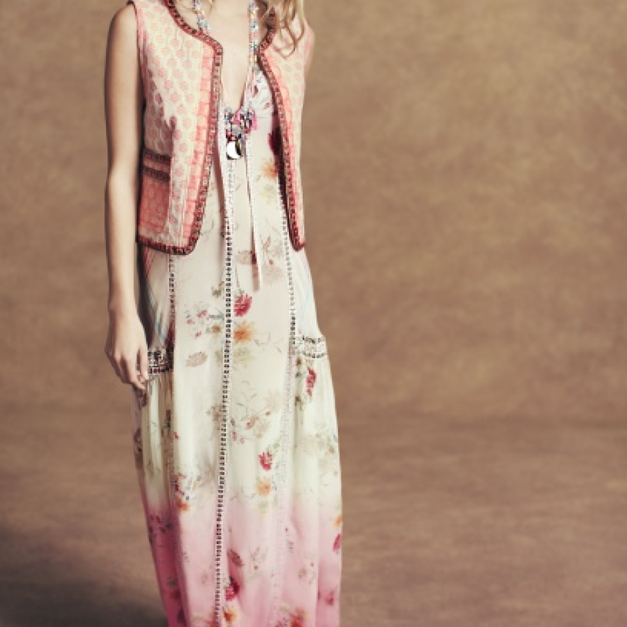 Rochie de inspiratie orientala 