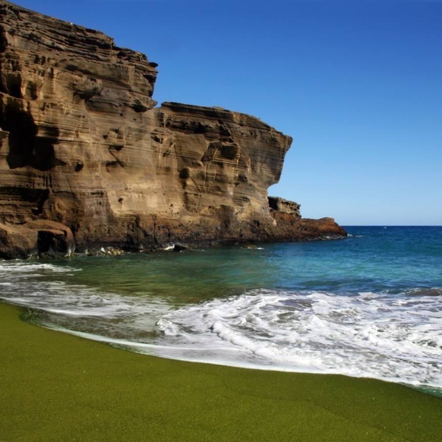 Plaja cu nisip verde din Hawaii - Insula Mare 