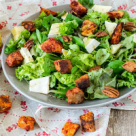 Salata de vara cu crutoane de rosii