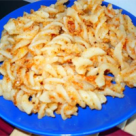 Fusilli cu pesmet, nuca si scortisoara