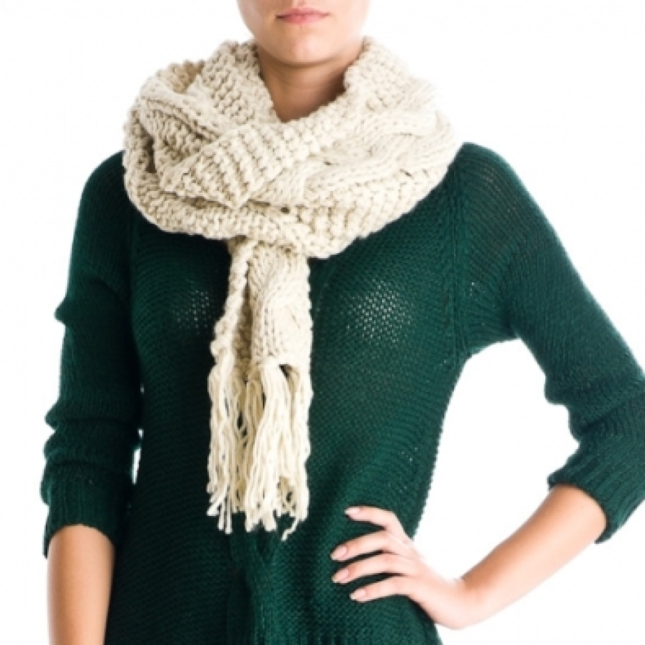 Fular bej cu torsade