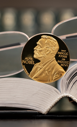  Scriitoarea canadiană Anne Carson a câștigat Premiul Nobel pentru Literatură 2026 