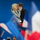 Iubirea model dintre Emmanuel Macron si Brigitte Trogneaux 