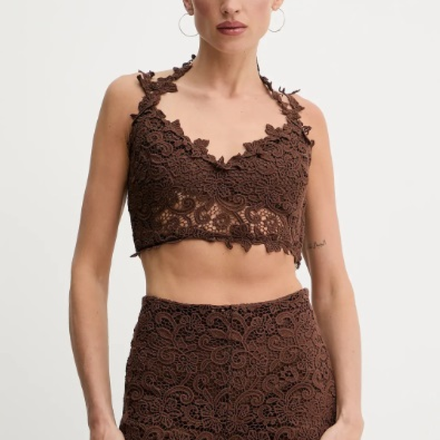 10 piese vestimentară de și cu dantelă, cel mai romantic trend al sezonului