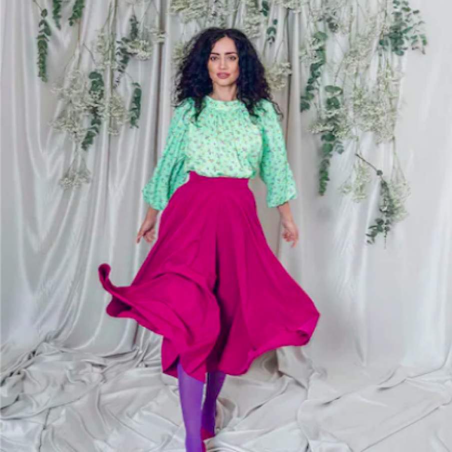 Muna Pantaloni 3/4 cu croială amplă și talie înaltă