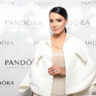 Pandora - Starurile au purtat bijuterii de peste 100.000 de euro