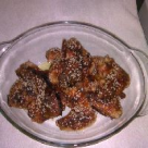 Aripi de pui cu miere, susan si rozmarin