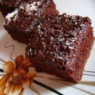 Negresa cu fulgi de ciocolata