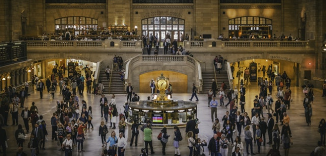 In general, oamenilor le lipseste...