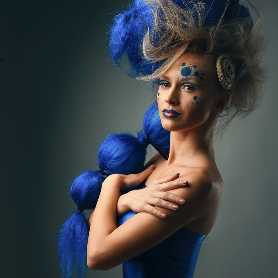 Coafura futurista tip sirena 