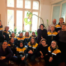 Artiști din România își donează măreția pentru aniversarea a 25 de ani a Fundației Crucea Alb Galbenă