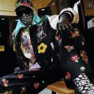 TOMMY HILFIGER COLABOREAZĂ CU DESIGNERUL BRITANIC RICHARD QUINN PENTRU A CREA O CAPSULĂ ÎN EDIȚIE LIMITATĂ