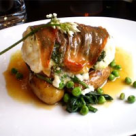 Cod la cuptor invelit in felii de costita afumata