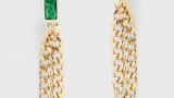 Cercei din colecția Answear Lab confecționați din metal auriu și decorați cu piatră verde, cu efect de smarald 
