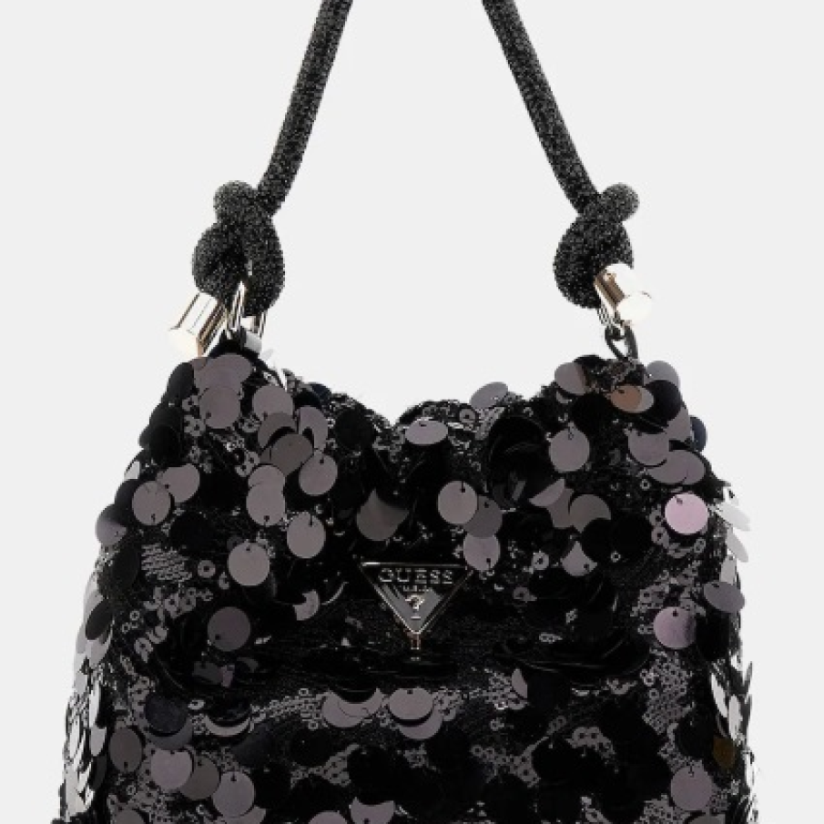 Paietele devin norma în ținutele de zi ale verii 2025: 10 piese vestimentare cu paiete 