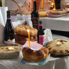 Moșii de toamnă 2025: Ce bine să dai de pomană și ce NU ai voie să pui în pachet.