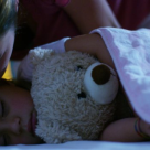 Credeai ca nu ma uit, draga mea mama... Dar am vazut totul! 