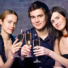 Barbatii prefera blondele ca partenere si brunetele drept sotii 