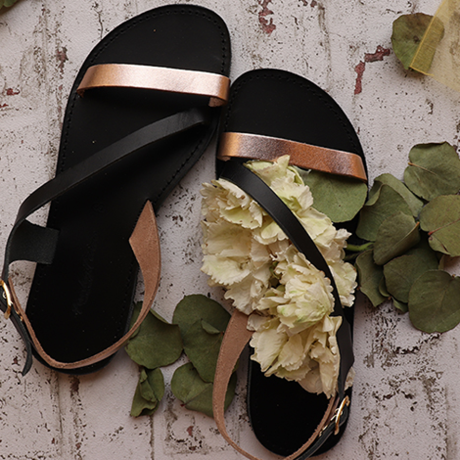 Sandale elegante din piele naturală, cu talpă joasă: negru si bronz