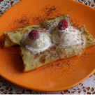 Clatite cu finetti sau dulceata de caise cu inghetata 