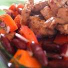 Salata de fasole cu fasii de carne de porc 