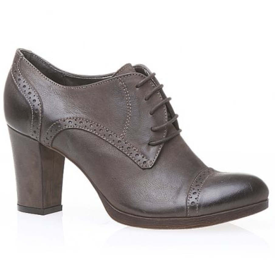 Botine cu elemente brogues