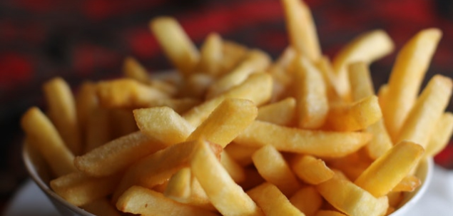 Unde au fost inventati cartofii prajiti?