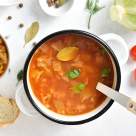 Ciorba de varză dulce cu aripioare: gustul copilăriei într-o rețetă simplă și reconfortantă