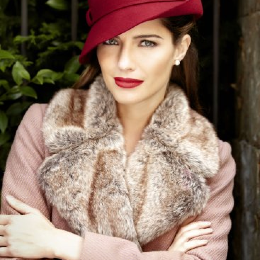 Blana falsa. Blana colorata.