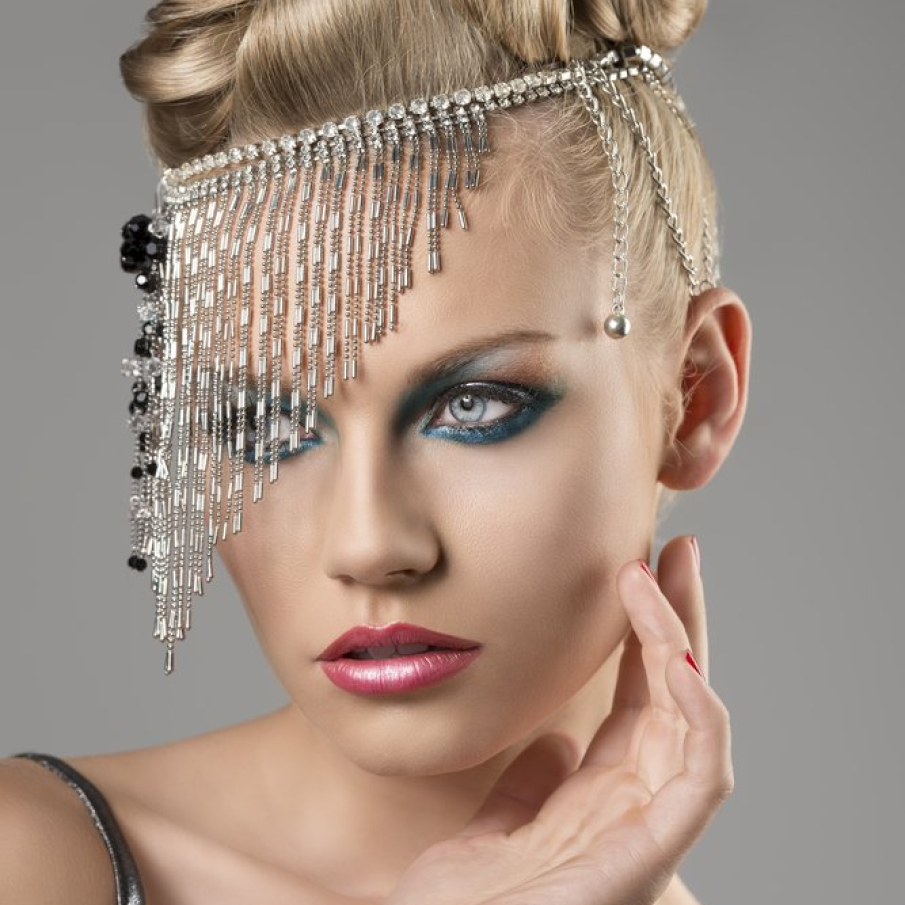 Accesorii pentru par: Accesoriu de par de inspiratie indiana 