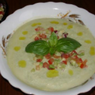 Supa rece de castravete cu avocado